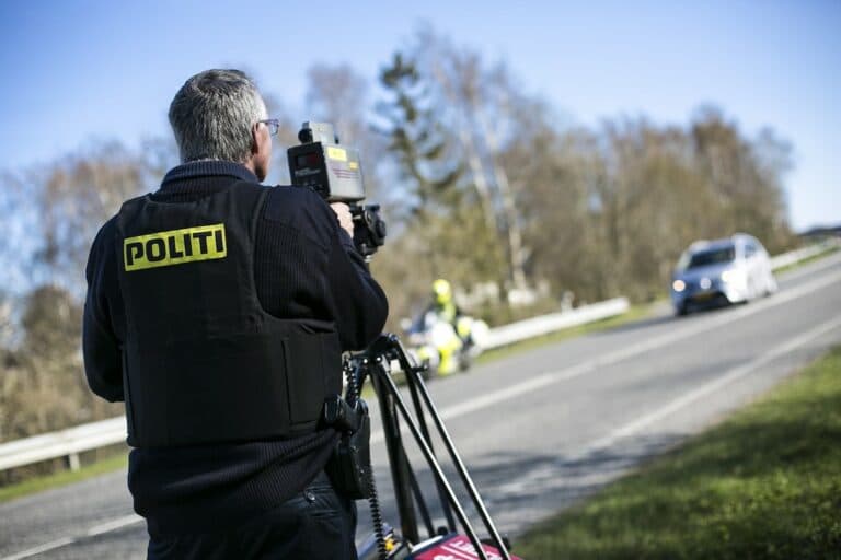 politi fartkontrol
